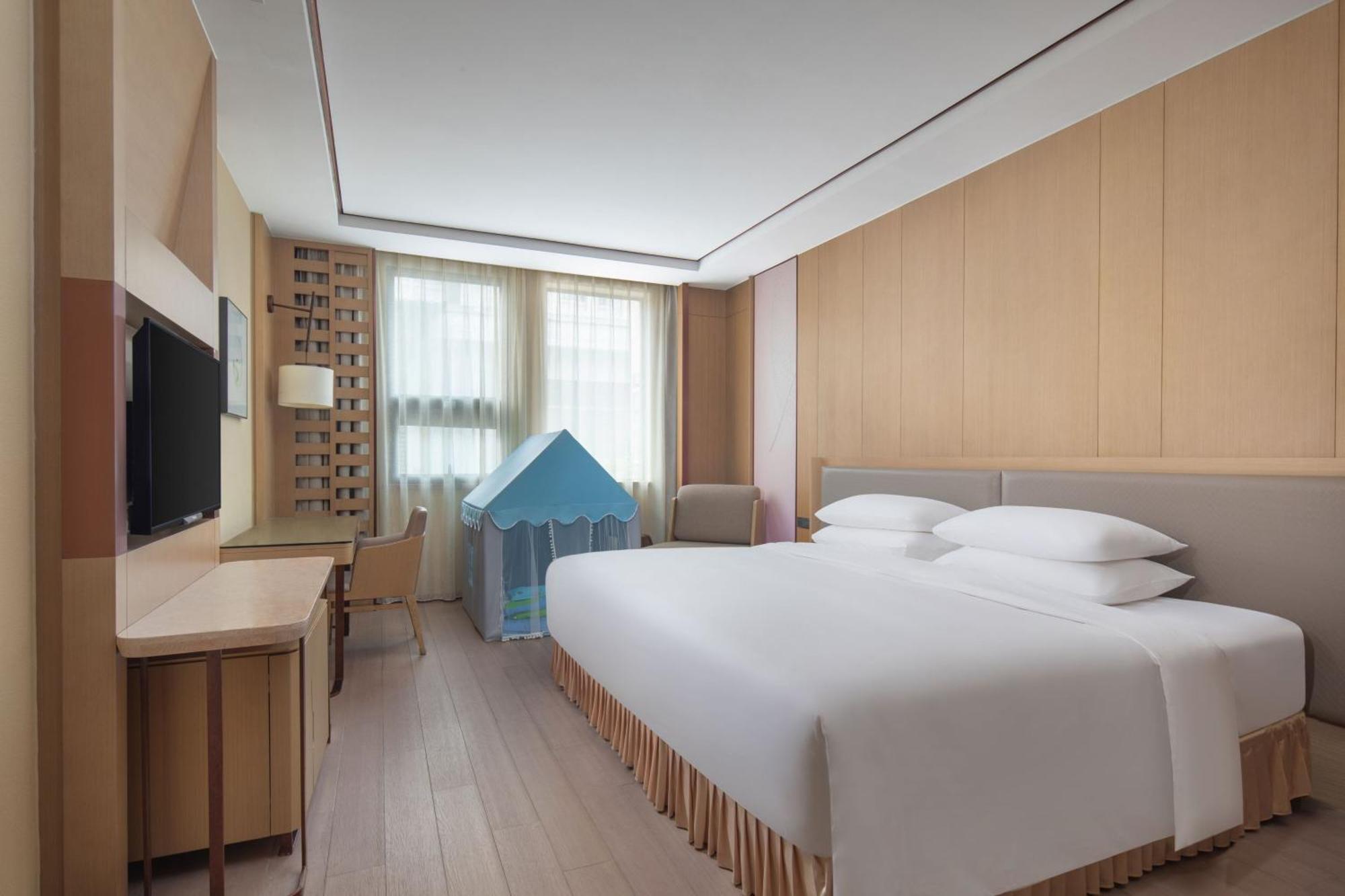 Courtyard By Marriott Shanghai International Tourism And Resorts Zone ภายนอก รูปภาพ